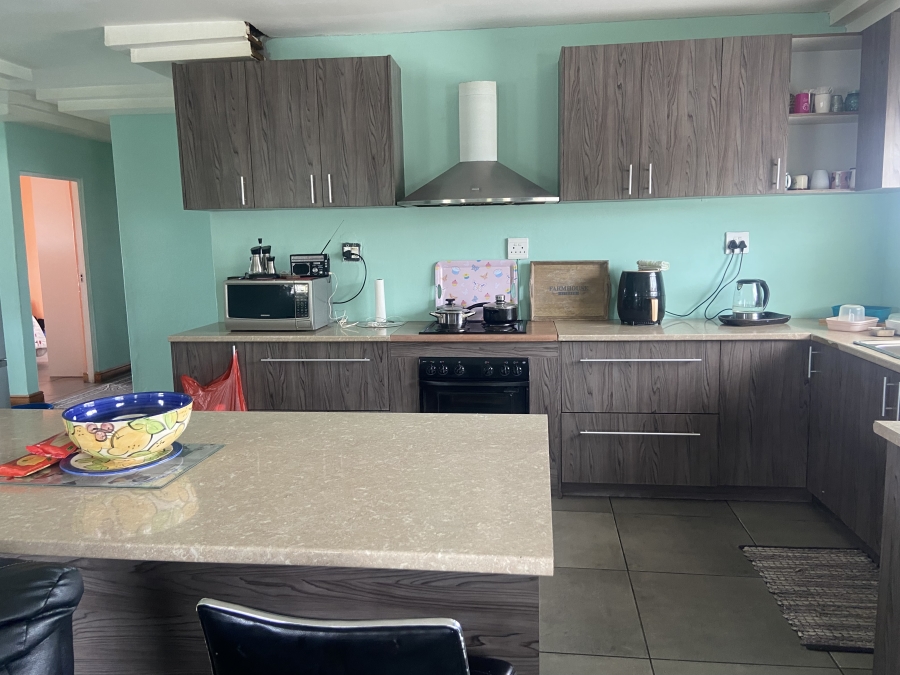 6 Bedroom Property for Sale in Mount Pleasant Western Cape